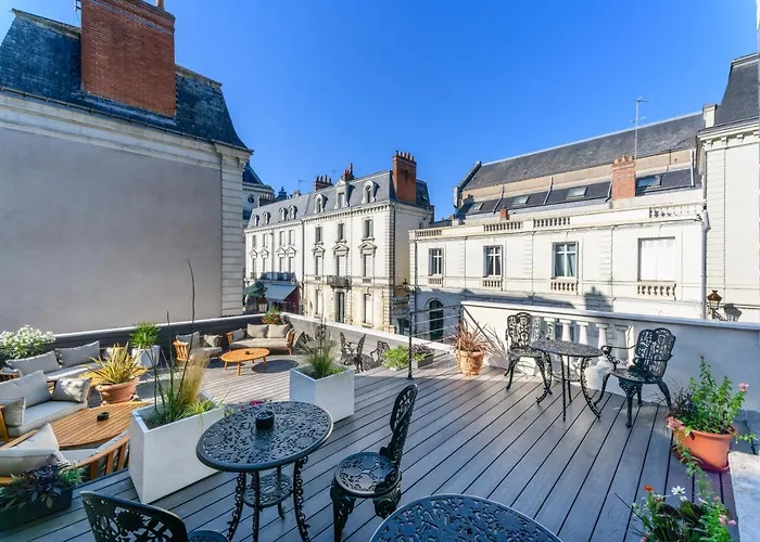 Hotel Corneille - Entree Autonome, Reception En Ligne - Encore Mieux