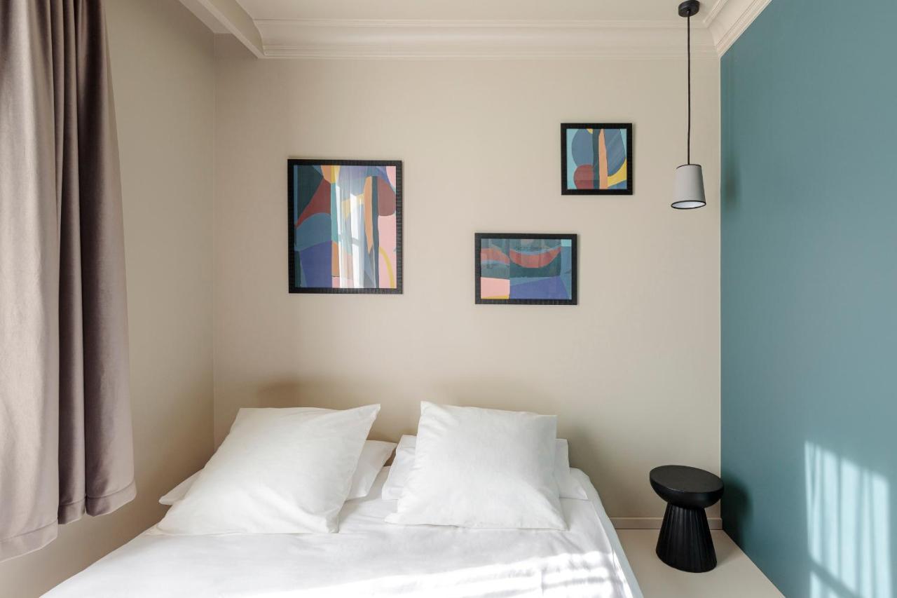 Corneille - Entree Autonome, Reception En Ligne - Encore Mieux 3* Tours
